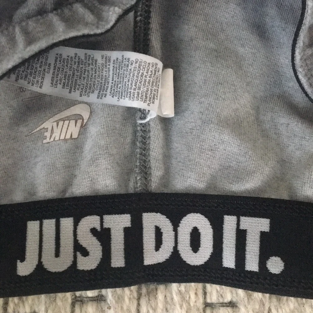 Nike Leggings - Picture 7 of 8